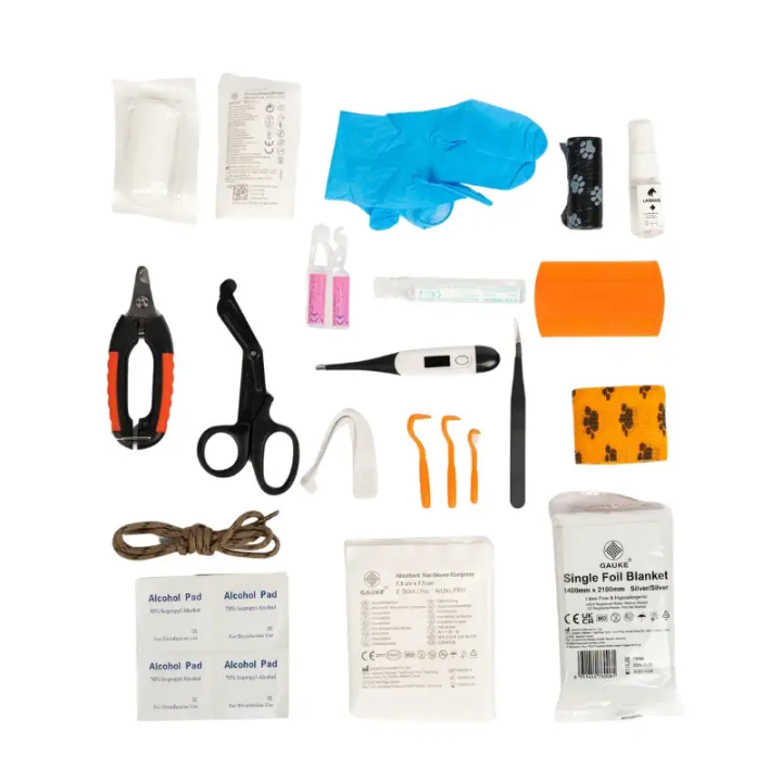 Trousse de premiers secours pour chien - balade et voyage